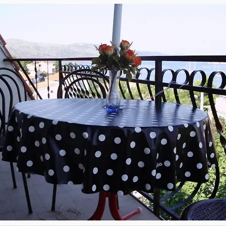 Nena Panoramic View 2 Bedrooms Apartment *